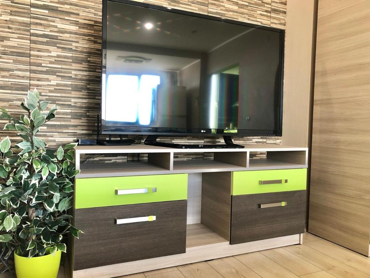 Avelov Art Apartment Burgas Bagian luar foto