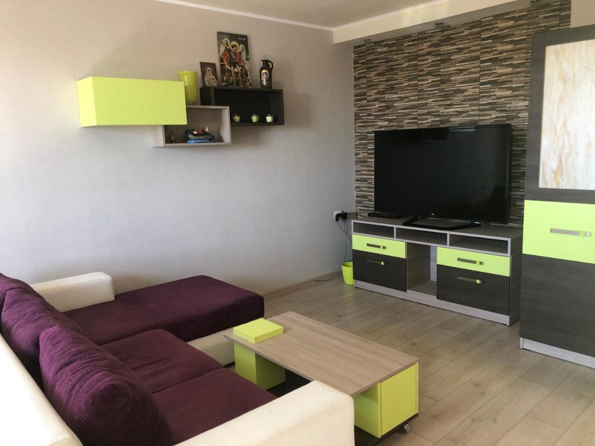 Avelov Art Apartment Burgas Bagian luar foto